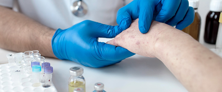 Imagem de uma consulta com alergologista